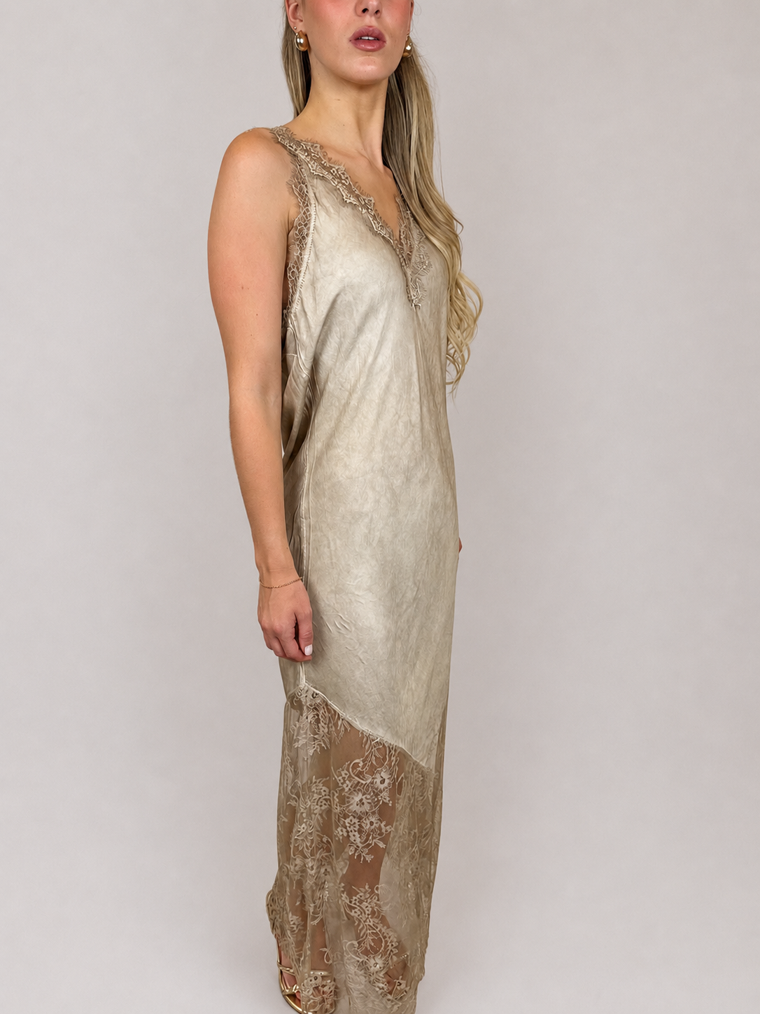 The Lucia Lace Dress - Caramel