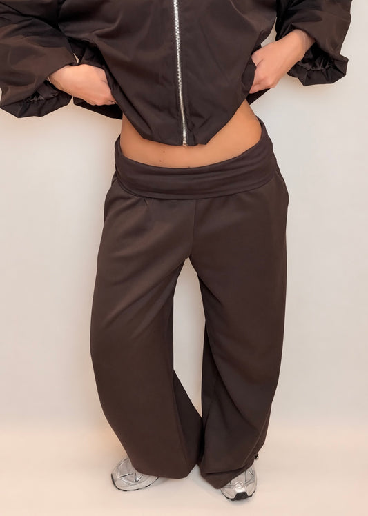 The Tia Jogger - Brown