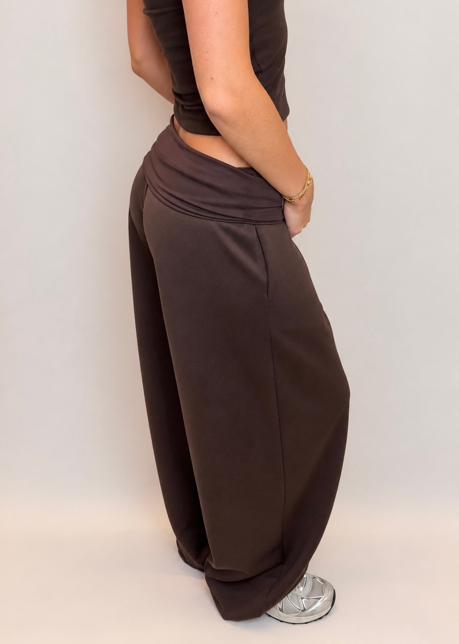 The Tia Jogger - Brown